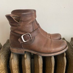 FRYE Veronica Bootie